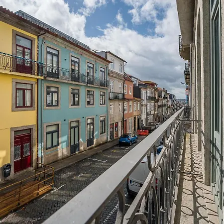 Lägenhet Guestready - Porto's Charming Escape